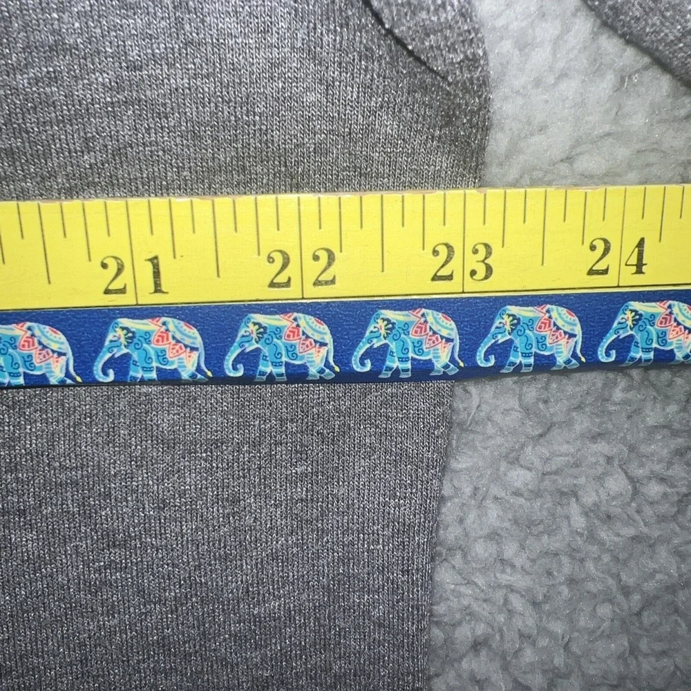 The North Face Men's Size XL Gray Short Sleeve Tee T-Shirt Yellow Faded‎ Logo